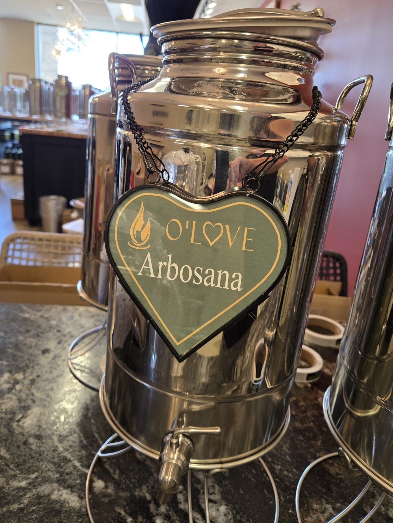 Metal container of Arbosana-Extra-Virgin-Olive-Oil