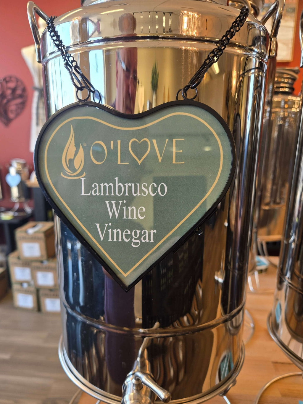 Metal container of Lambrusco-Wine-Vinegar