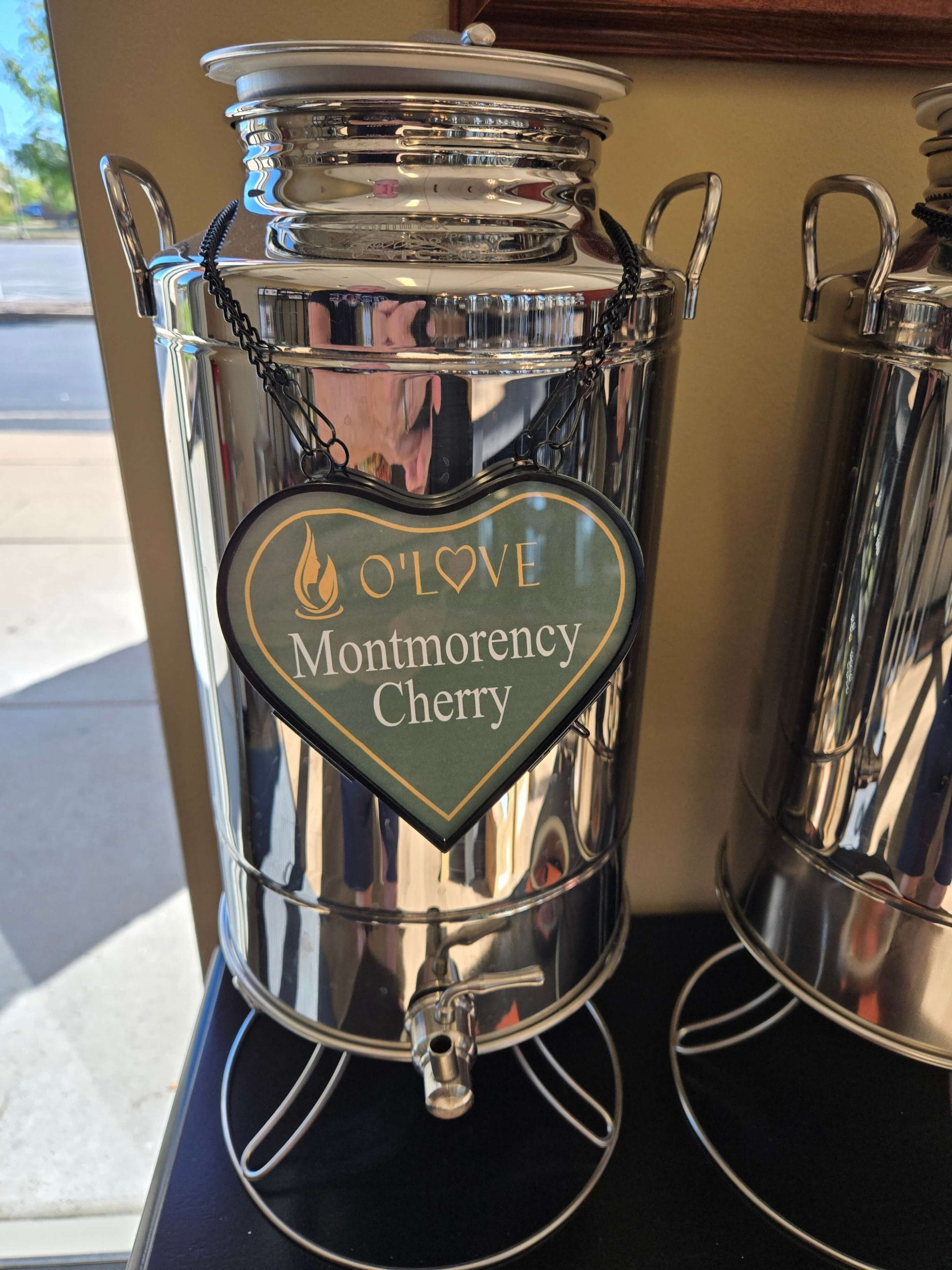 Metal container of Montmorency-Cherry-Rose-Balsamic-Vinegar