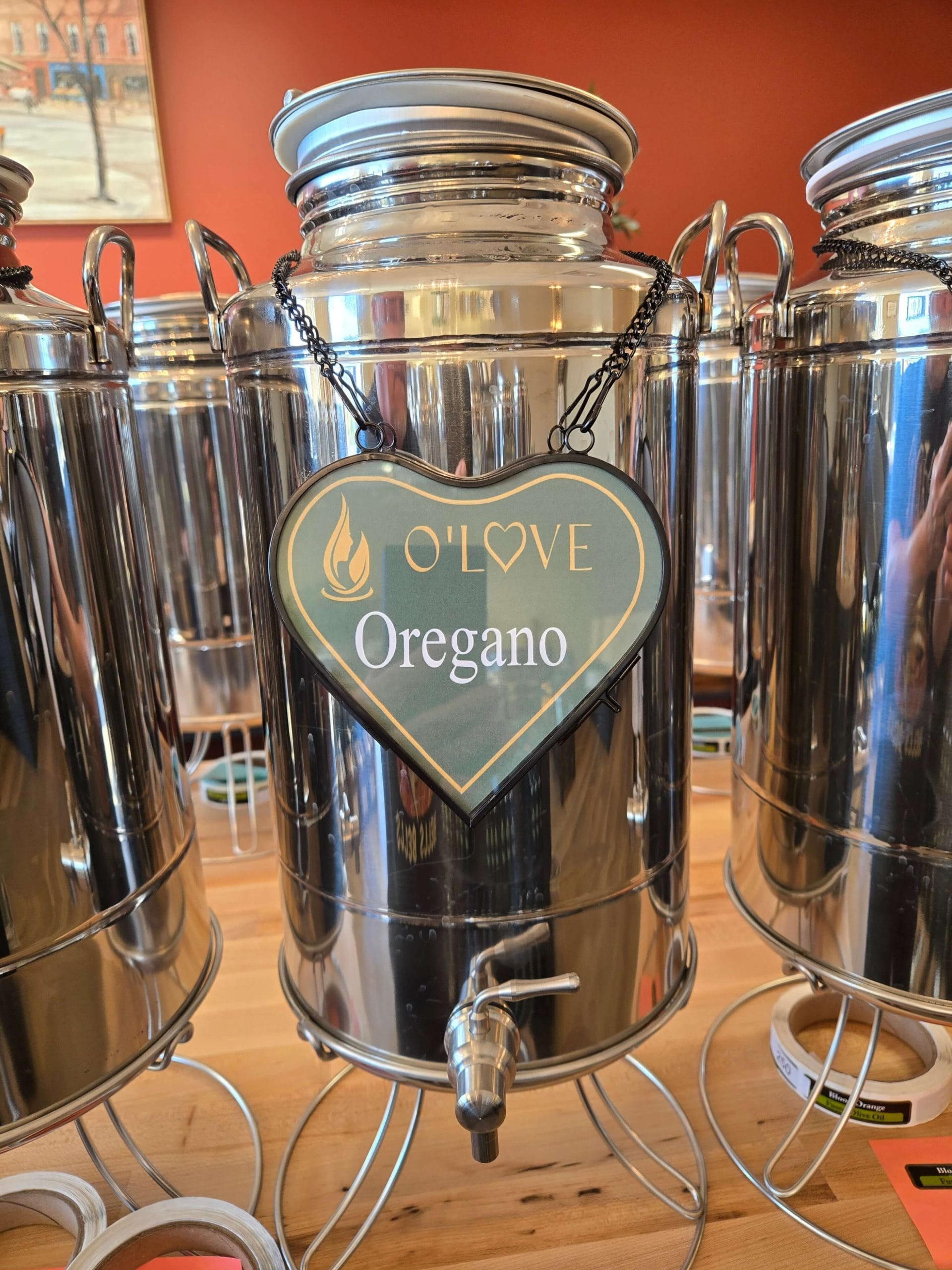 Metal container of Oregano-Olive-Oil
