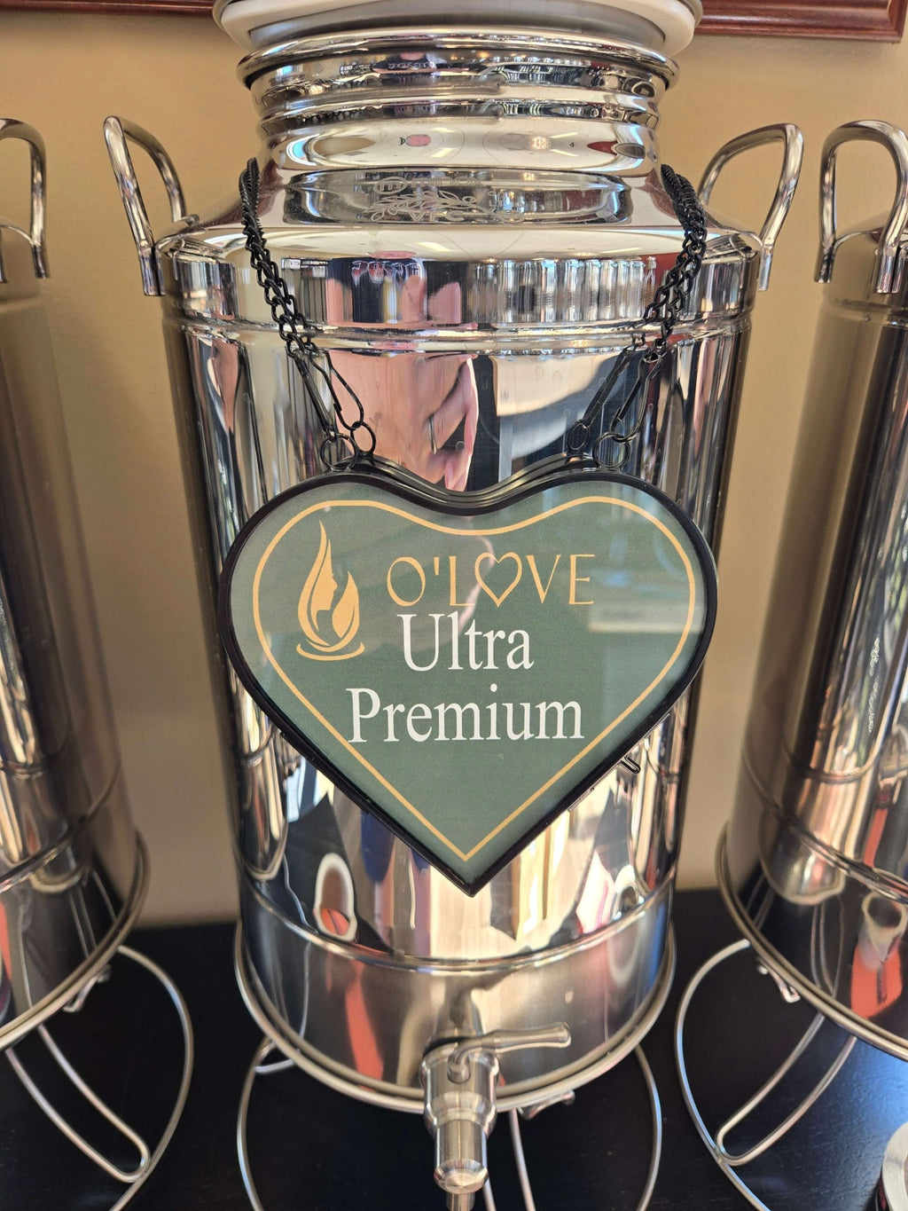 Metal container of Ultra-Premium-Rose-Balsamic-Vinegar